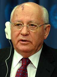 Mikhail Gorbachev, Presidente dell'Associazione Green Cross 