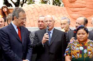 Walter Weltroni, Mikhail Gorbaciov, Rigoberta Menchu'